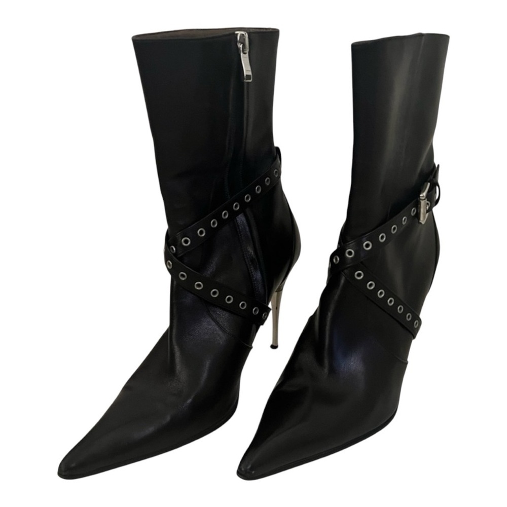 L’idea by Lori Women’s black leather ankle boots  Size 38